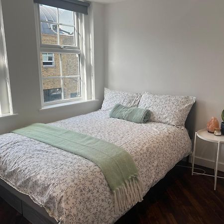 Spacious Battersea Rooms And Apartments Лондон Екстериор снимка