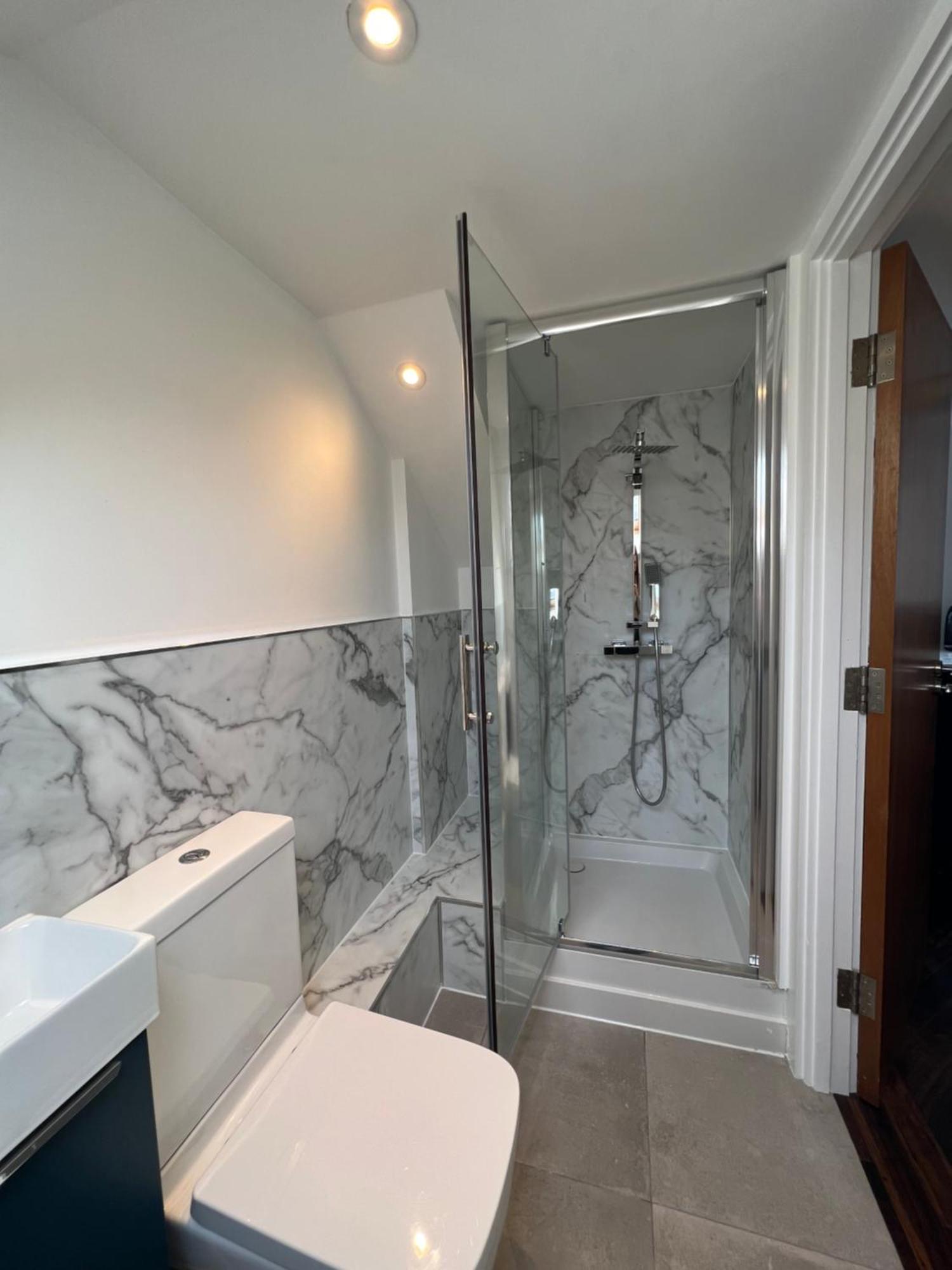 Spacious Battersea Rooms And Apartments Лондон Екстериор снимка