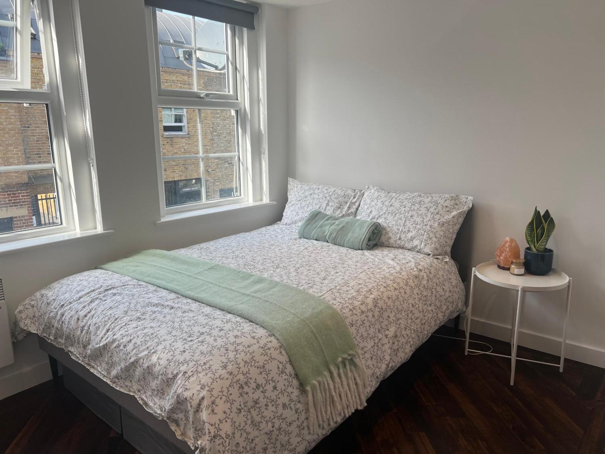 Spacious Battersea Rooms And Apartments Лондон Екстериор снимка