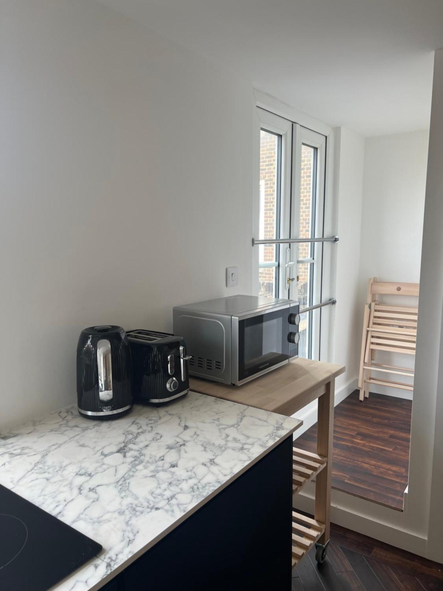 Spacious Battersea Rooms And Apartments Лондон Екстериор снимка