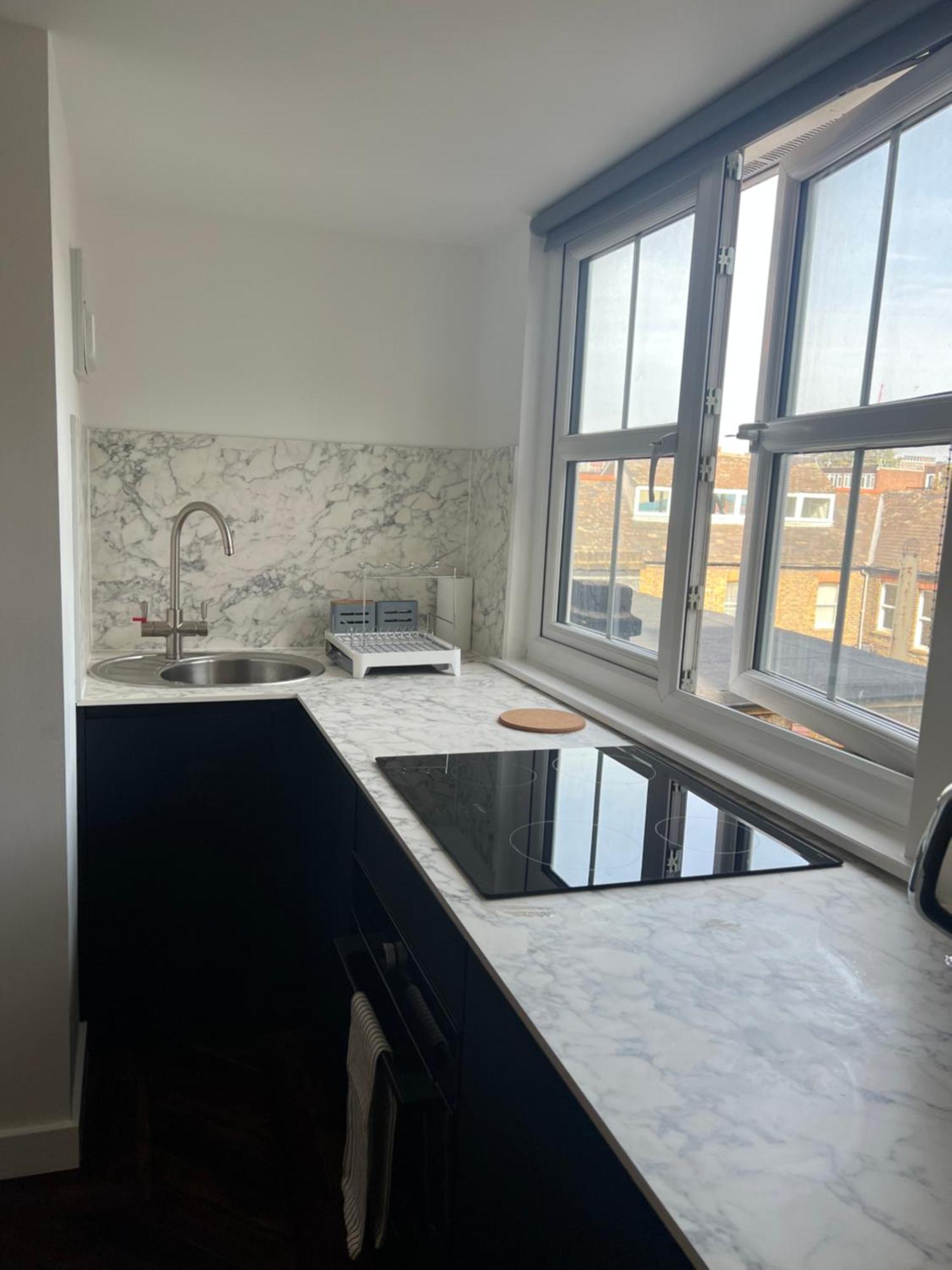 Spacious Battersea Rooms And Apartments Лондон Екстериор снимка